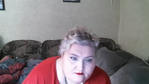 lanacat555 online show from March 12, 2025, 6:44 pm