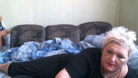 lanacat555 online show from September 13, 2025, 11:10 am