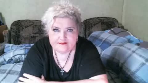 lanacat555 online show from September 13, 2025, 11:15 pm