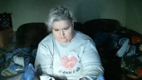 lanacat555 online show from October 3, 2025, 11:02 pm