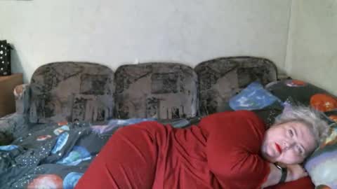 lanacat555 online show from October 17, 2025, 7:16 pm