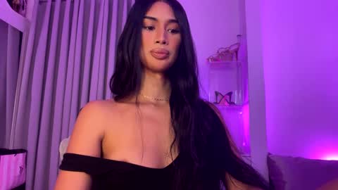 Lana online show from March 10, 2025, 8:26 am