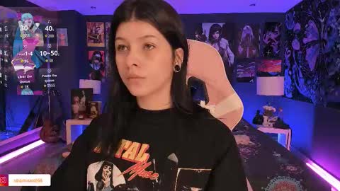 Snapshot of lanakyutt chatting on November 11, 2025, 1:44 pm L A N A online show from November 11, 2025, 1:44 pm