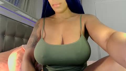Lana Lava online show from December 6, 2024, 2:38 pm