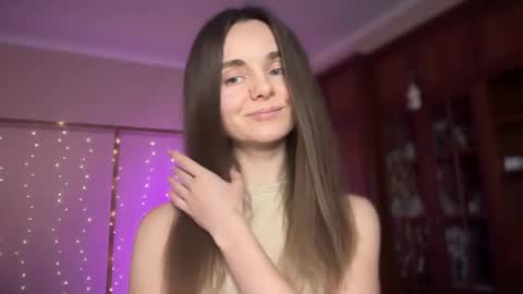Snapshot of lanaloulou chatting on February 24, 2025, 4:04 pm Lana online show from February 24, 2025, 4:04 pm