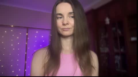 Snapshot of lanaloulou chatting on February 28, 2025, 10:39 pm Lana online show from February 28, 2025, 10:39 pm