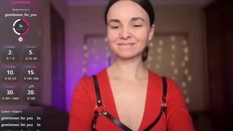 Snapshot of lanaloulou chatting on October 8, 2025, 8:06 pm Lana online show from October 8, 2025, 8:06 pm