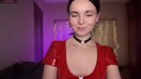 Lana online show from February 4, 2026, 10:47 pm