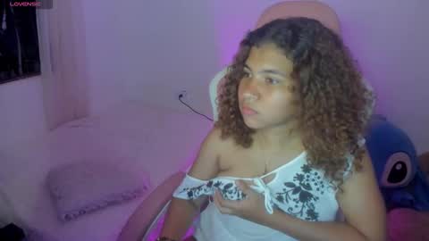 Snapshot of lanarouse1 chatting on February 14, 2026, 12:40 am Lana online show from February 14, 2026, 12:40 am