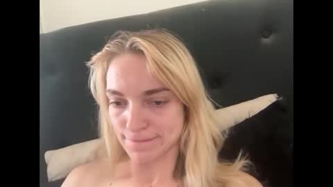 lanaxsharapova online show from February 26, 2026, 12:53 am