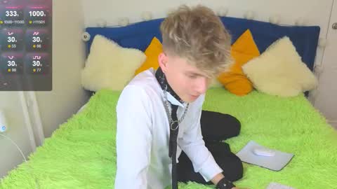 Snapshot of landel_boy chatting on September 13, 2025, 5:02 pm Lanny online show from September 13, 2025, 5:02 pm