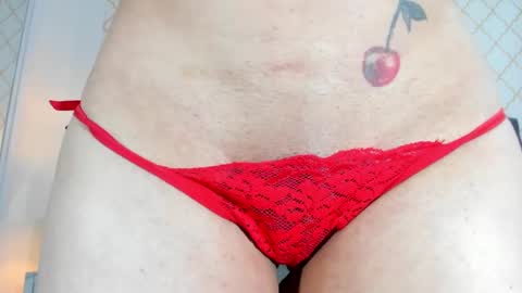 lanhaexotik online show from February 24, 2025, 6:15 pm