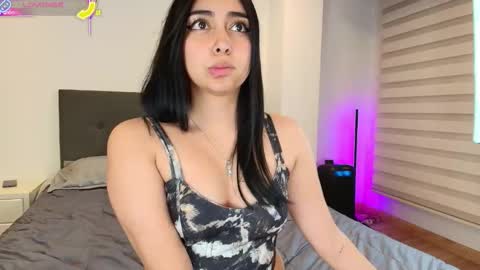 Valen and George online show from October 20, 2025, 2:34 am