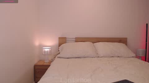 Lina online show from December 15, 2024, 2:08 am