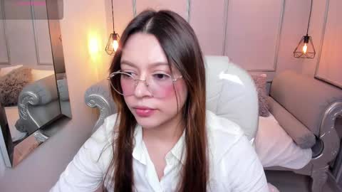 Lanna online show from October 3, 2025, 11:51 am
