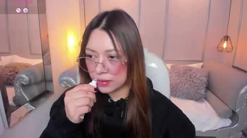 Lanna online show from October 8, 2025, 11:41 am