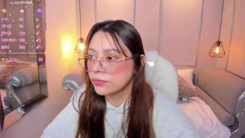 Lanna online show from October 11, 2025, 11:42 am