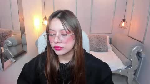Lanna online show from October 14, 2025, 11:44 am
