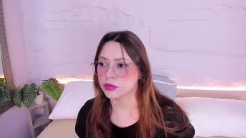 Snapshot of lanna_18_ chatting on December 18, 2025, 11:38 am Lanna online show from December 18, 2025, 11:38 am