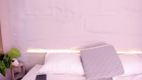 Snapshot of lanna_18_ chatting on December 22, 2025, 11:51 am Lanna online show from December 22, 2025, 11:51 am