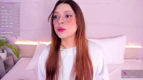 Snapshot of lanna_18_ chatting on January 7, 2026, 11:45 am Lanna online show from January 7, 2026, 11:45 am