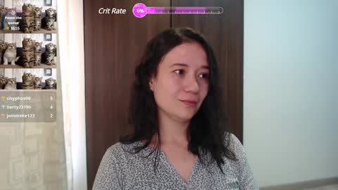 Lanna online show from December 5, 2024, 5:17 pm