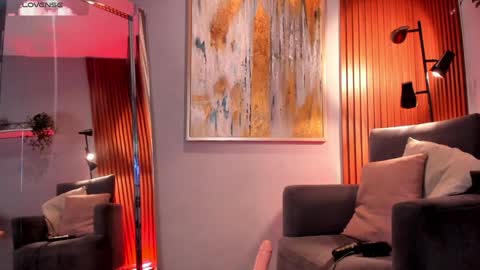 Tiana online show from December 28, 2024, 6:40 pm