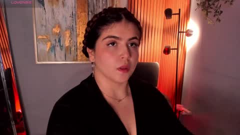 Tiana online show from December 30, 2024, 7:53 pm