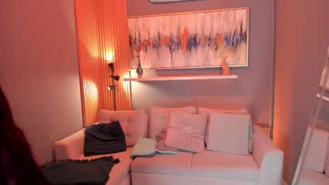 Tiana online show from October 30, 2025, 7:47 pm