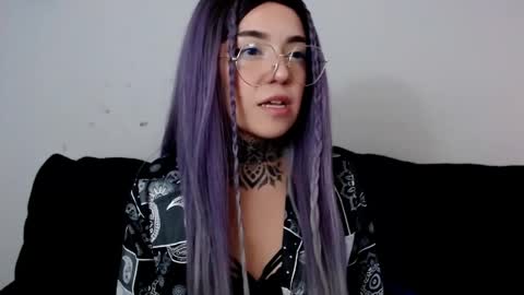 LANNIE   online show from January 19, 2025, 7:04 pm