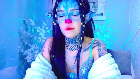 LANNIE   online show from November 9, 2025, 9:46 pm