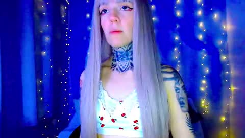 LANNIE   online show from January 6, 2026, 12:58 am