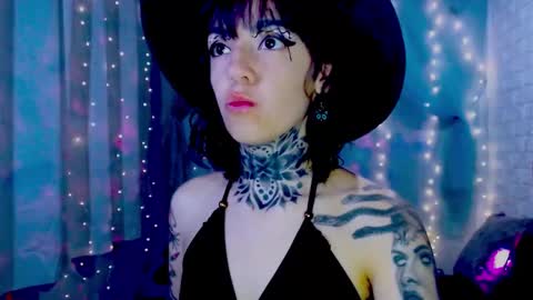 LANNIE   online show from March 12, 2026, 2:50 am