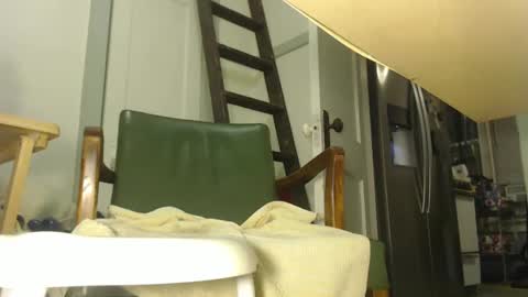 Snapshot of lanny69 chatting on March 9, 2025, 9:24 am lanny69 online show from March 9, 2025, 9:24 am