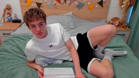 Fandi online show from March 3, 2026, 10:54 am