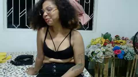 lapelichurca online show from June 18, 2026, 1:06 am
