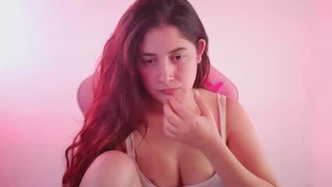 LARA online show from May 31, 2026, 9:38 pm