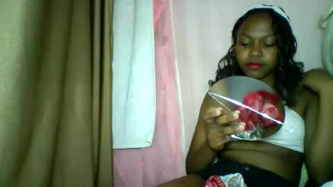 lara_belle online show from May 7, 2026, 7:03 am