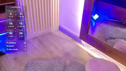 lara_curly online show from April 25, 2026, 1:41 pm