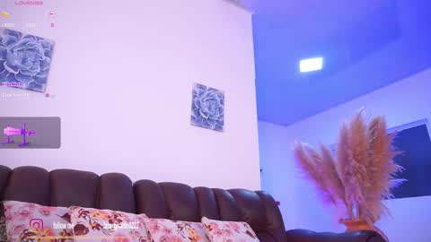 Snapshot of lara_giraldo chatting on February 21, 2026, 12:11 am Hello Guys I am Lara Giraldo WELCOME To my room online show from February 21, 2026, 12:11 am