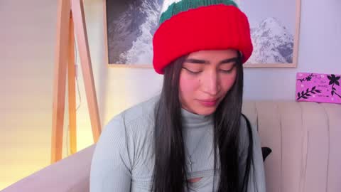 Lara Madisson online show from December 13, 2024, 4:43 am