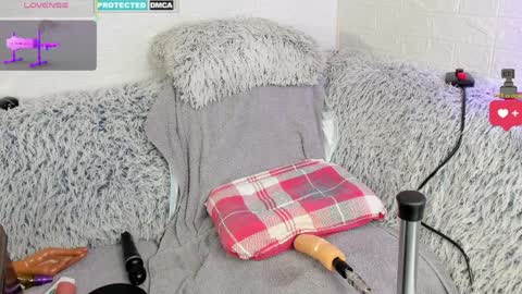 Lara online show from April 6, 2026, 10:22 pm