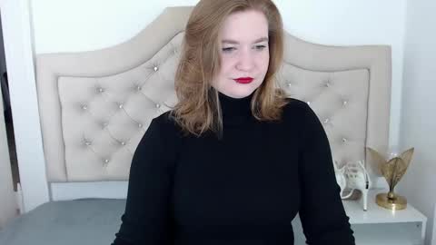 Snapshot of laraflirt chatting on January 2, 2025, 2:24 pm LaraFlirt online show from January 2, 2025, 2:24 pm