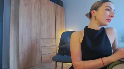 Snapshot of larakanes chatting on March 10, 2025, 11:53 am LaraKanes online show from March 10, 2025, 11:53 am