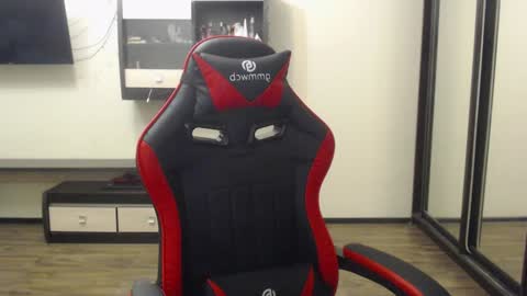 Laralianna online show from December 25, 2024, 7:34 pm