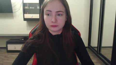 Laralianna online show from February 7, 2025, 6:45 pm