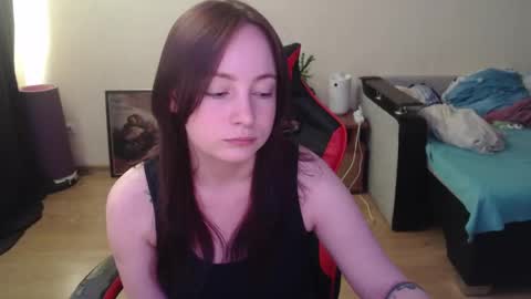 Snapshot of laralianna chatting on May 14, 2026, 1:51 pm Laralianna online show from May 14, 2026, 1:51 pm