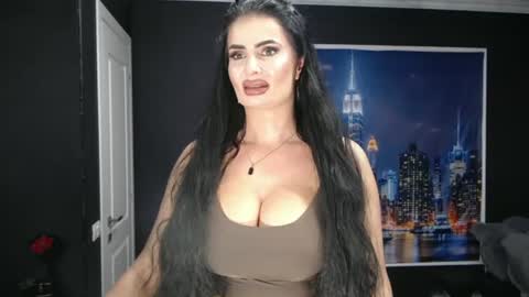 laras_moans online show from June 27, 2026, 8:30 am