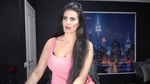 laras_moans online show from July 23, 2026, 8:56 am