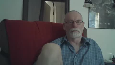 Larbie online show from January 1, 2025, 9:17 am